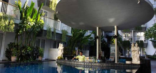 eden hotel swimming pool